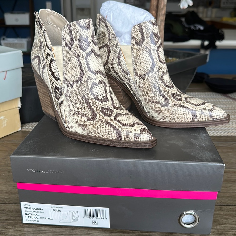 Ankle boots